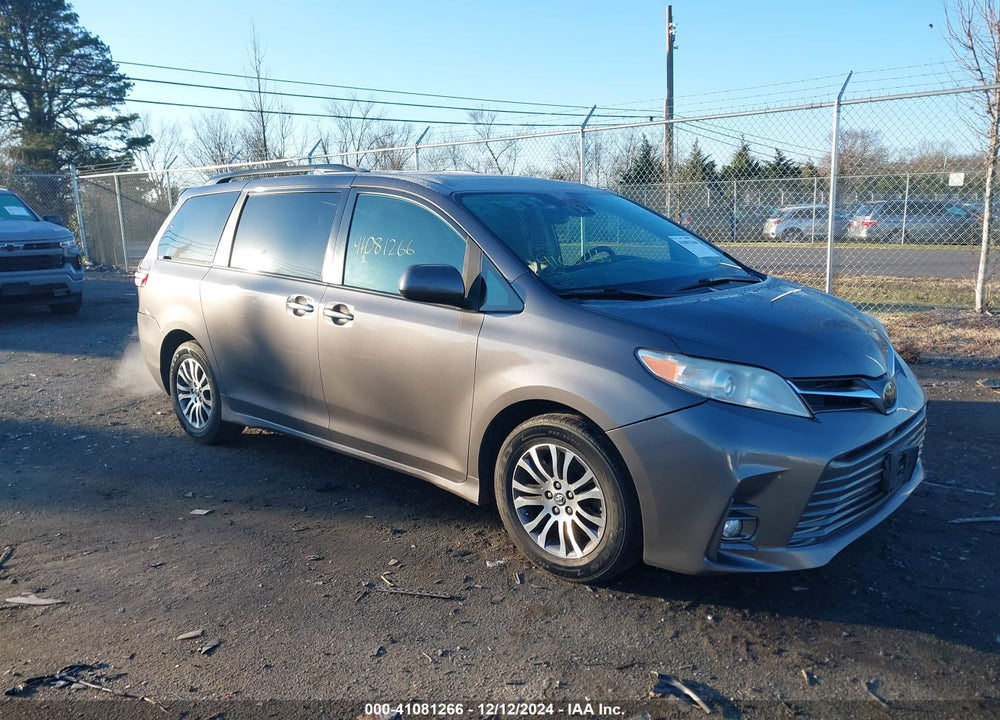 2020 TOYOTA SIENNA XLE VIN: 5TDYZ3DC2LS042198