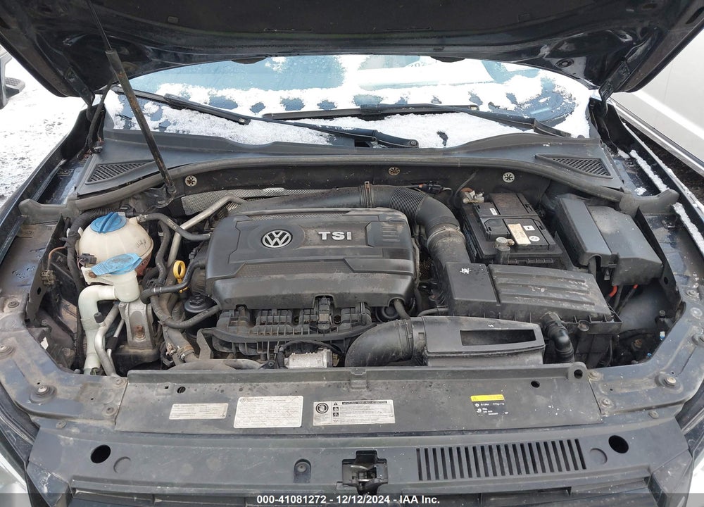 2015 VOLKSWAGEN PASSAT VIN: 1VWAT7A39FC050638