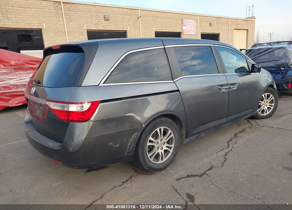 2013 HONDA ODYSSEY EX VIN: 5FNRL5H49DB027532