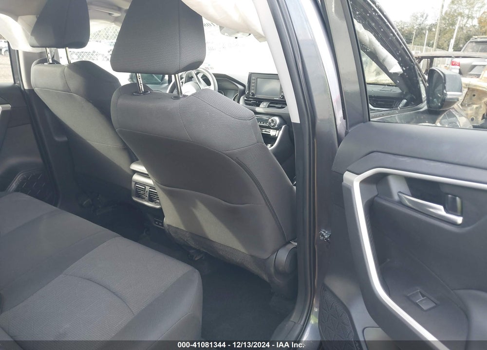 2022 TOYOTA RAV4 XLE VIN: 2T3W1RFV6NW216209