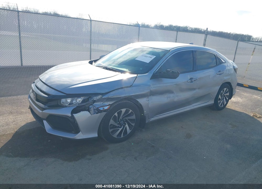 2019 HONDA CIVIC LX VIN: SHHFK7H39KU218470