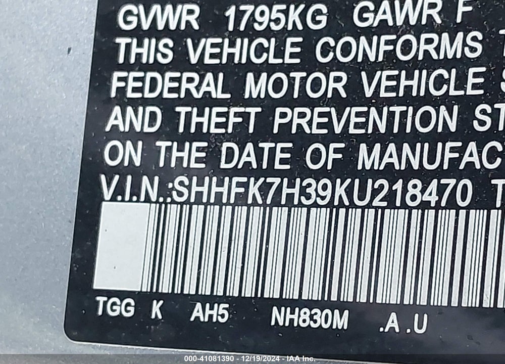 2019 HONDA CIVIC LX VIN: SHHFK7H39KU218470