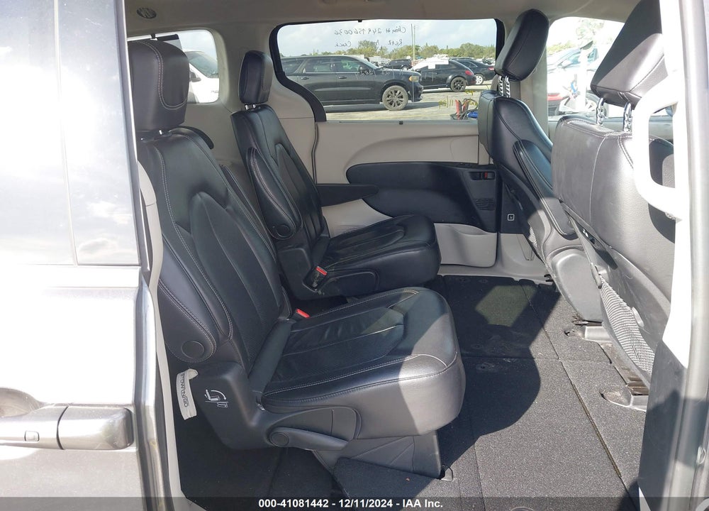 2022 CHRYSLER PACIFICA TOURING L VIN: 2C4RC1BG2NR168539