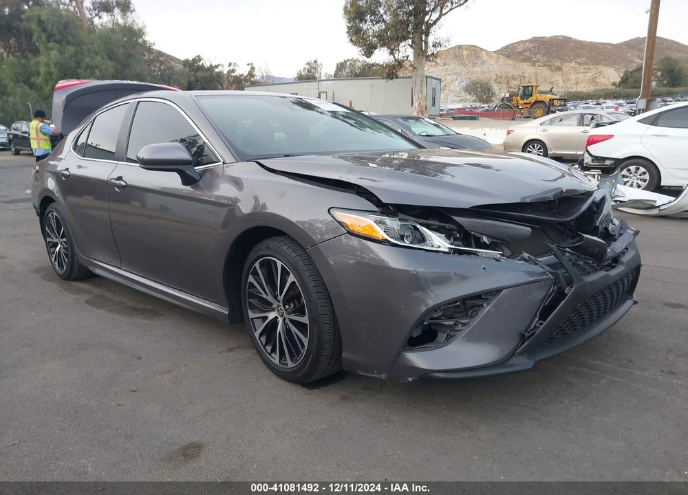 2020 TOYOTA CAMRY SE VIN: 4T1G11AK5LU954396