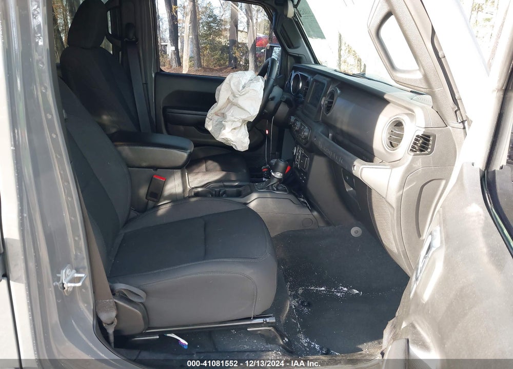 2022 JEEP WRANGLER UNLIMITED SPORT S 4X4 VIN: 1C4HJXDG5NW240844