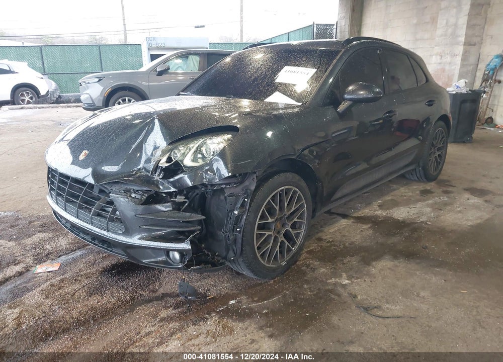 2018 PORSCHE MACAN VIN: WP1AA2A57JLB14924