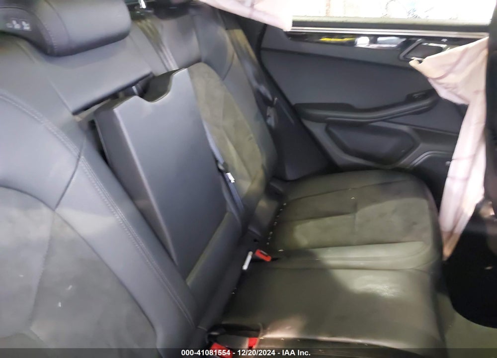 2018 PORSCHE MACAN VIN: WP1AA2A57JLB14924