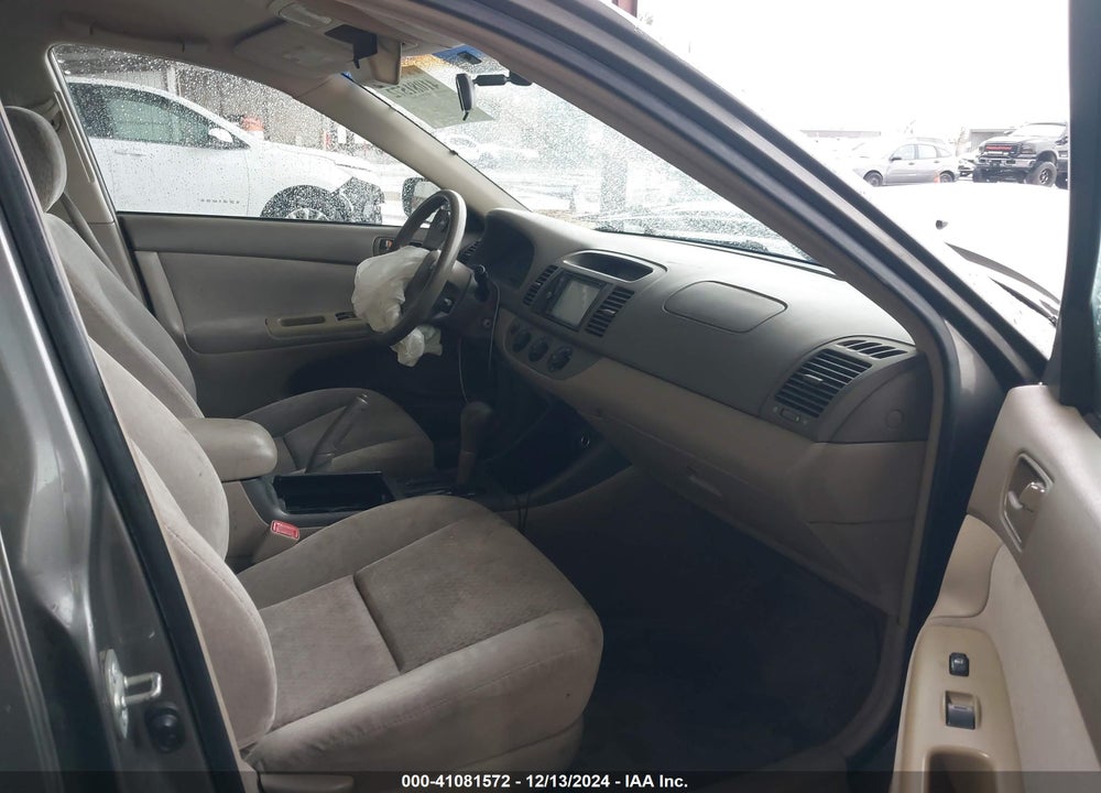 2004 TOYOTA CAMRY LE VIN: 4T1BE32K74U920146