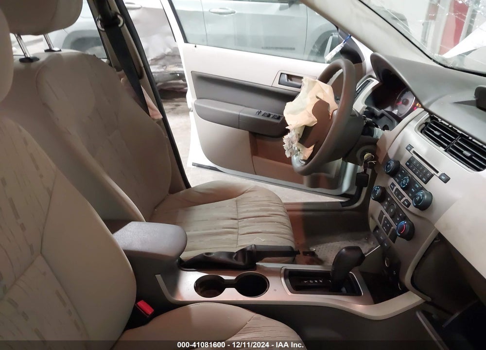 2008 FORD FOCUS SE/SES VIN: 1FAHP35N28W158357