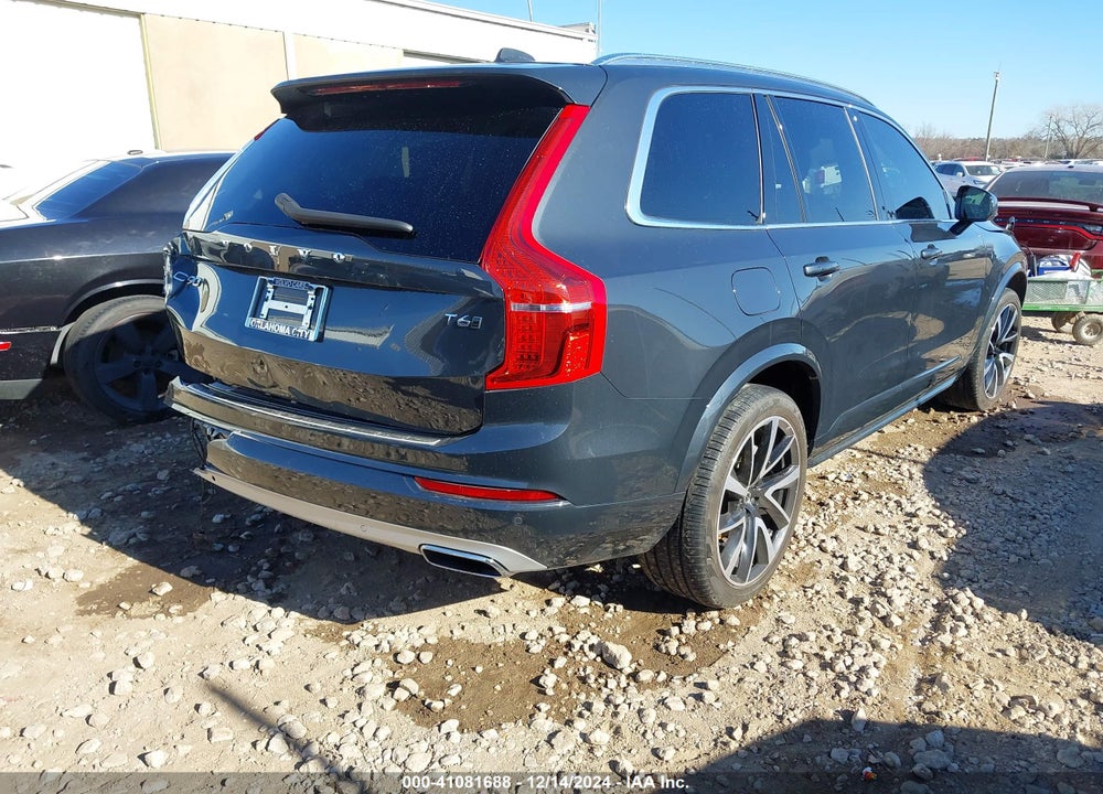 2021 VOLVO XC90 T6 MOMENTUM 7 PASSENGER VIN: YV4A22PK7M1683801