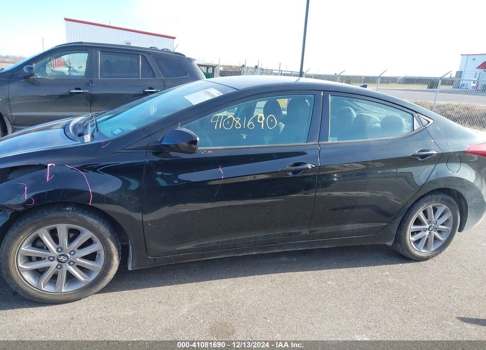 2015 HYUNDAI ELANTRA VIN: 5NPDH4AE3FH623510