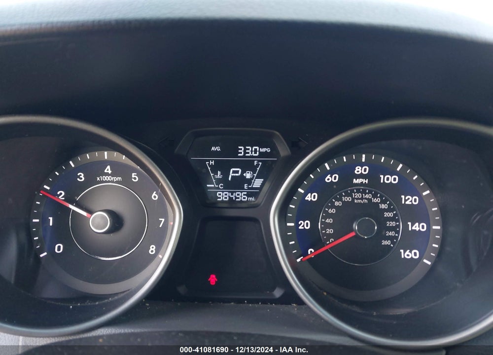 2015 HYUNDAI ELANTRA VIN: 5NPDH4AE3FH623510