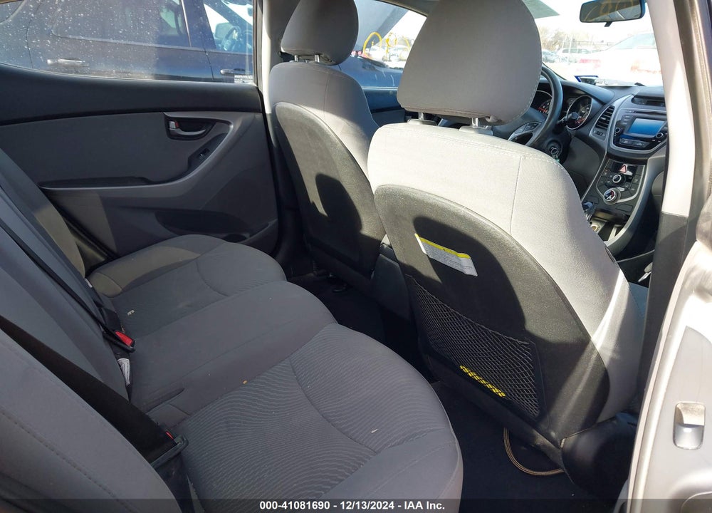 2015 HYUNDAI ELANTRA VIN: 5NPDH4AE3FH623510