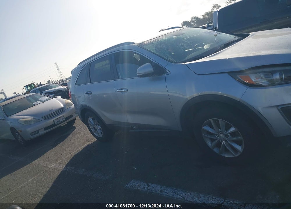 2016 KIA SORENTO 2.4L LX VIN: 5XYPG4A36GG016458