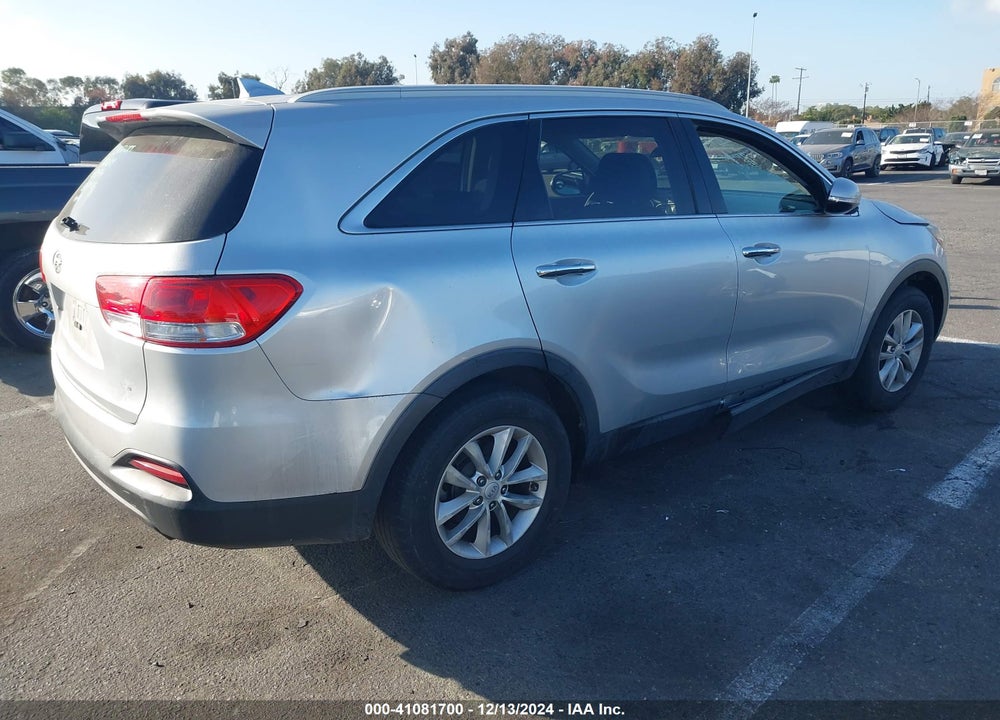 2016 KIA SORENTO 2.4L LX VIN: 5XYPG4A36GG016458