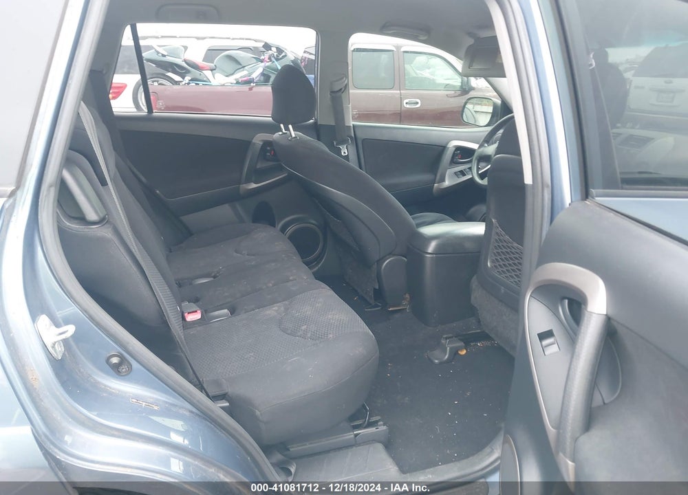 2007 TOYOTA RAV4 SPORT VIN: JTMBD32V975080032
