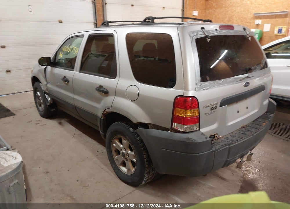 2005 FORD ESCAPE XLT VIN: 1FMCU93125DA16528