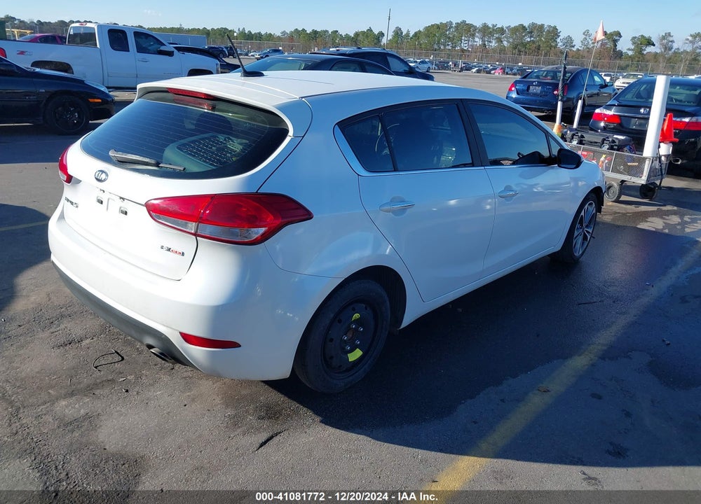 2016 KIA FORTE EX VIN: KNAFX5A81G5587861