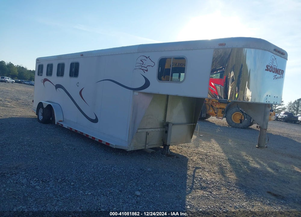 2000 SOONER TRAILER MFG CO INC --- VIN: 48HSA2125Y1003916