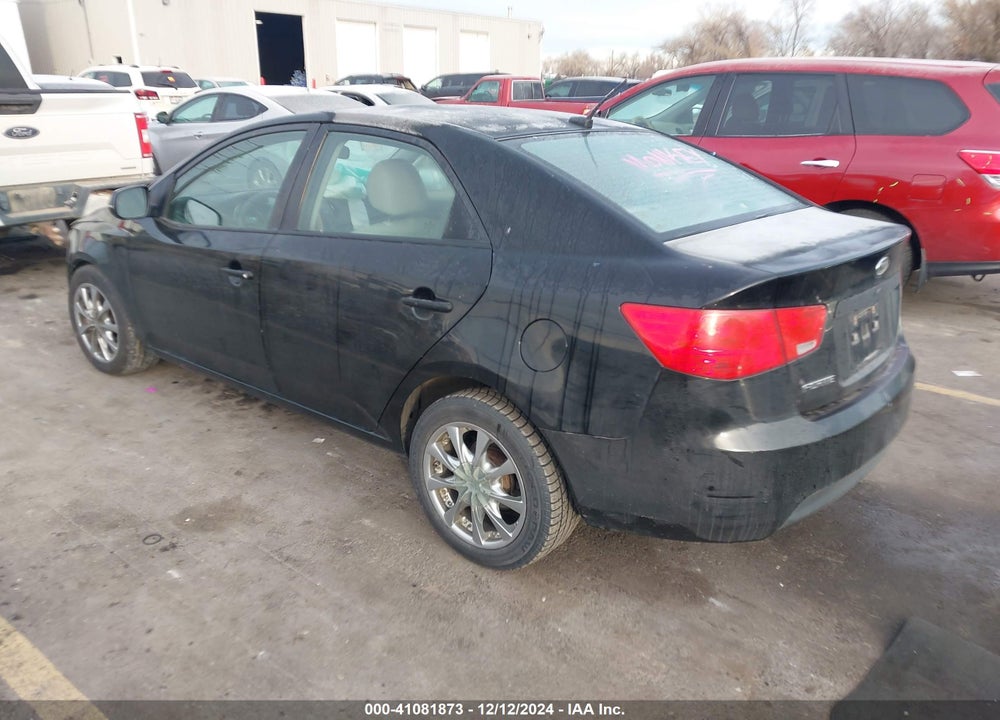 2011 KIA FORTE VIN: KNAFU4A20B5358062