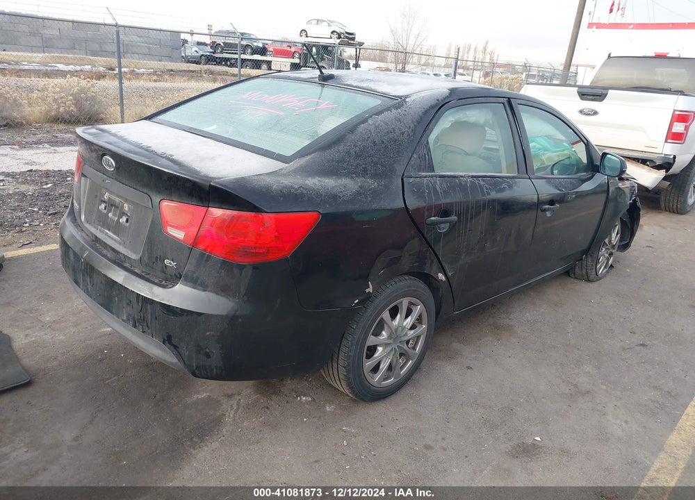 2011 KIA FORTE VIN: KNAFU4A20B5358062