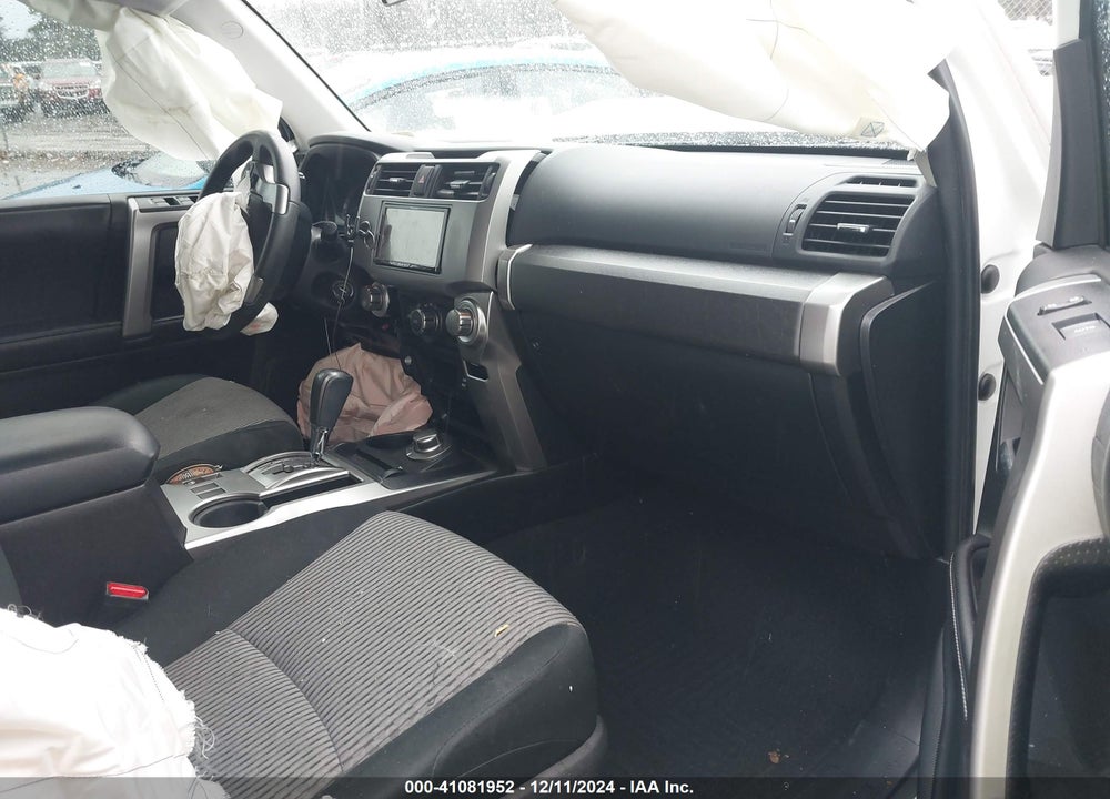 2016 TOYOTA 4RUNNER SR5 VIN: JTEBU5JR4G5370318
