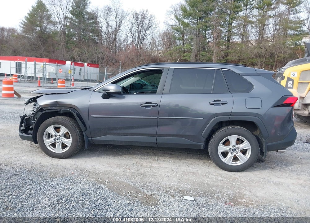 2020 TOYOTA RAV4 XLE VIN: 2T3P1RFV0LC115105