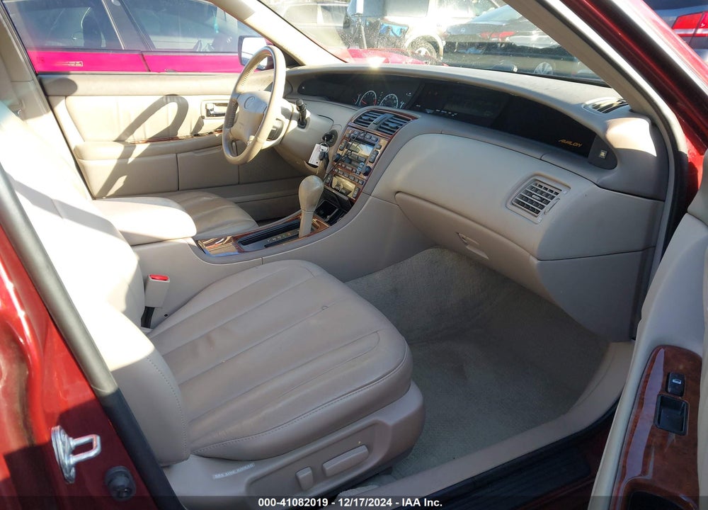 2001 TOYOTA AVALON XLS VIN: 4T1BF28B01U166906