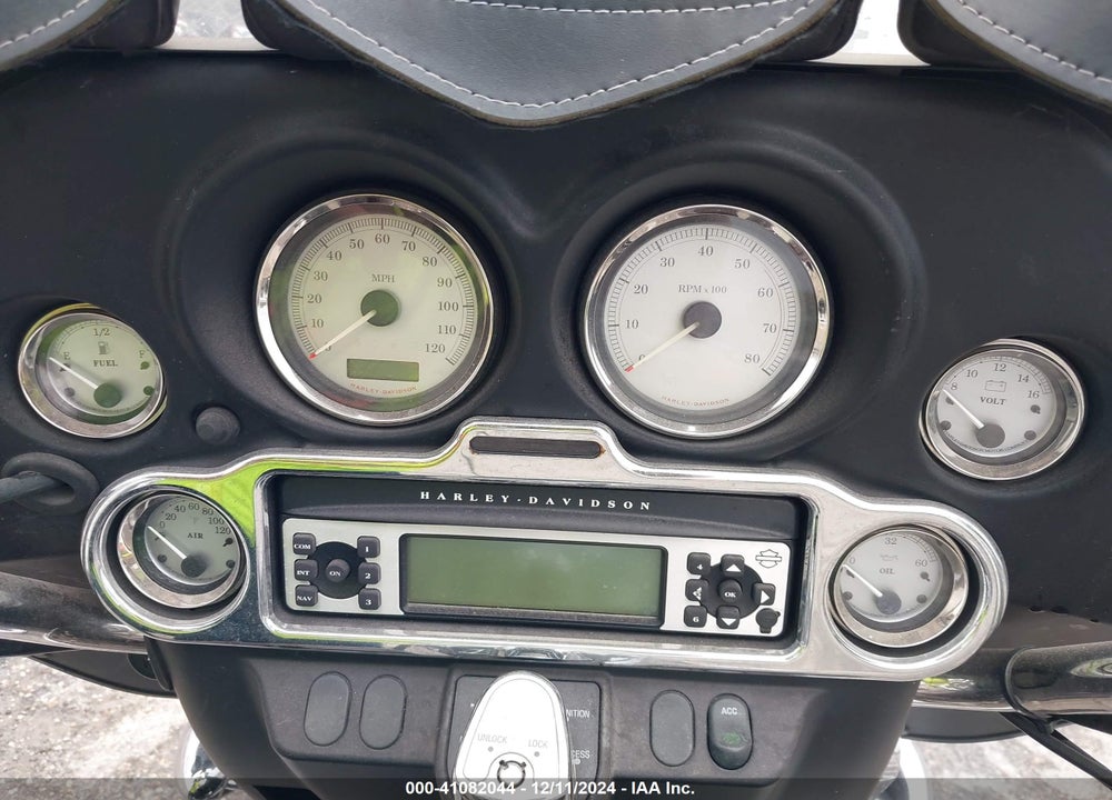 2007 HARLEY-DAVIDSON FLHX VIN: 1HD1KB41X7Y612214