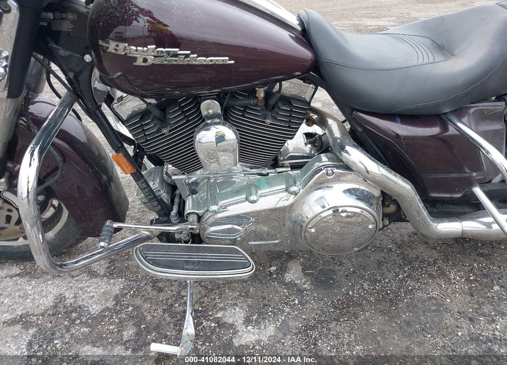 2007 HARLEY-DAVIDSON FLHX VIN: 1HD1KB41X7Y612214