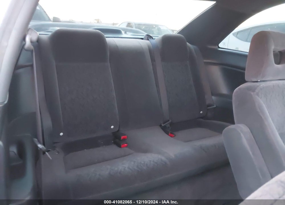 2002 HONDA CIVIC LX VIN: 1HGEM21572L075524