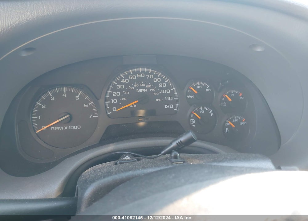 2004 CHEVROLET TRAILBLAZER LS VIN: 1GNDT13SX42150484
