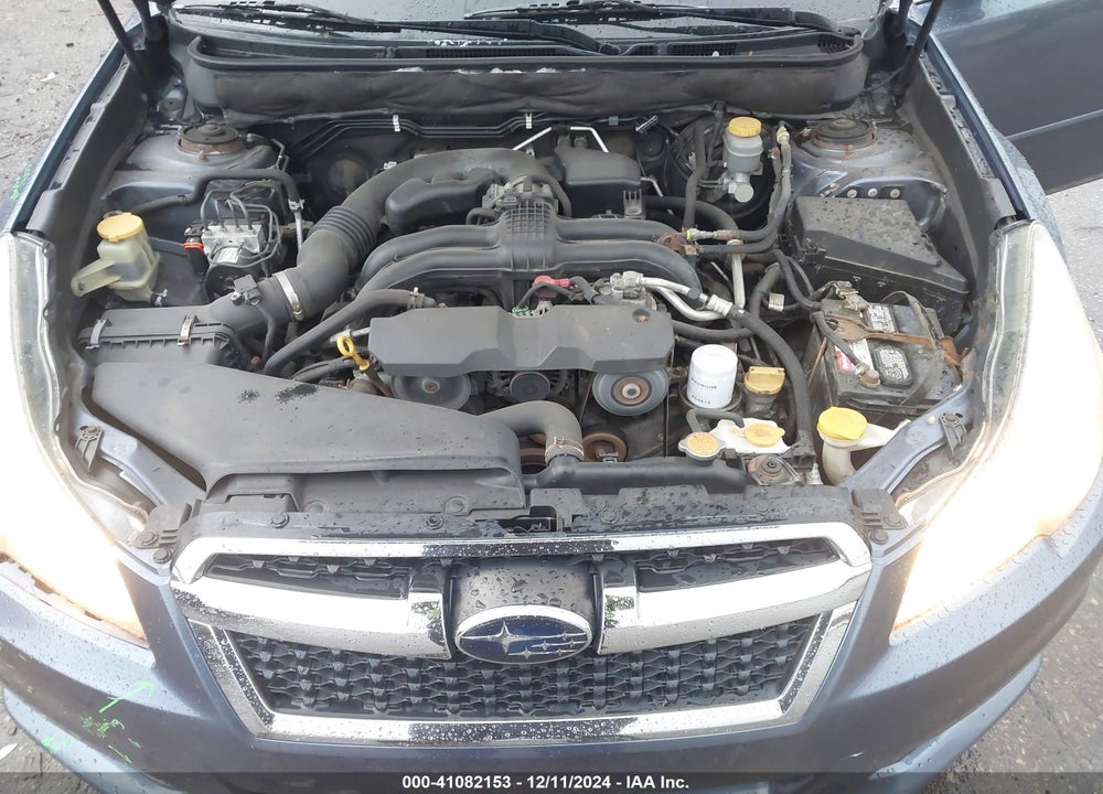 2014 SUBARU LEGACY 2.5I LIMITED VIN: 4S3BMBL60E3012826