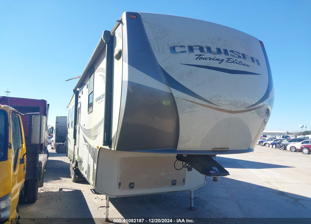 2016 CROSSROADS CRUISER 351MK VIN: 4V0FC3526GG007829