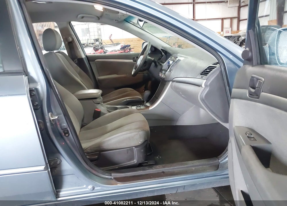 2009 HYUNDAI SONATA GLS VIN: 5NPET46C49H424125