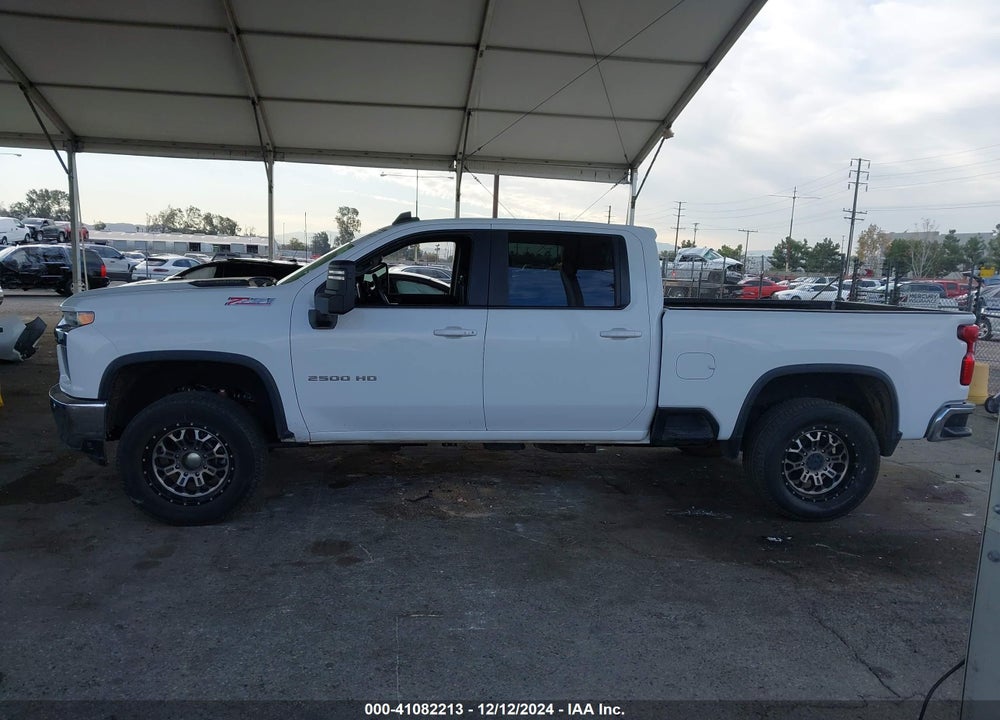 2021 CHEVROLET SILVERADO 2500HD 4WD STANDARD BED LT VIN: 1GC4YNEY2MF139412