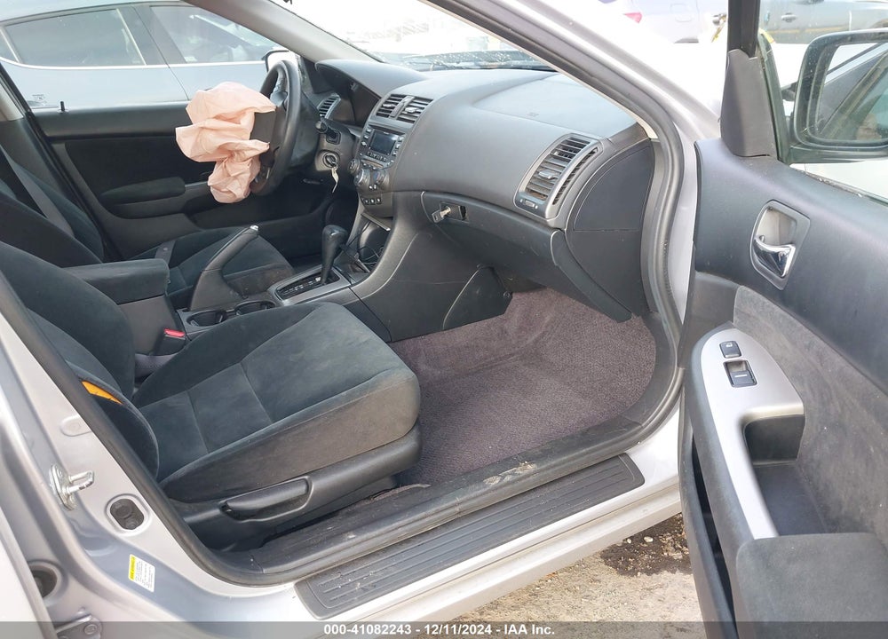 2004 HONDA ACCORD 2.4 EX VIN: 1HGCM56664A060683