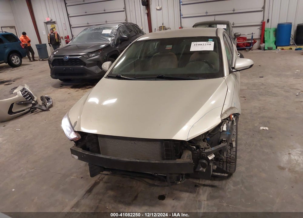 2017 HYUNDAI ELANTRA SE VIN: 5NPD84LF6HH063183