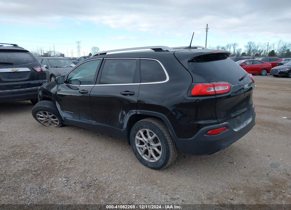 2017 JEEP CHEROKEE LATITUDE FWD VIN: 1C4PJLCSXHW517048