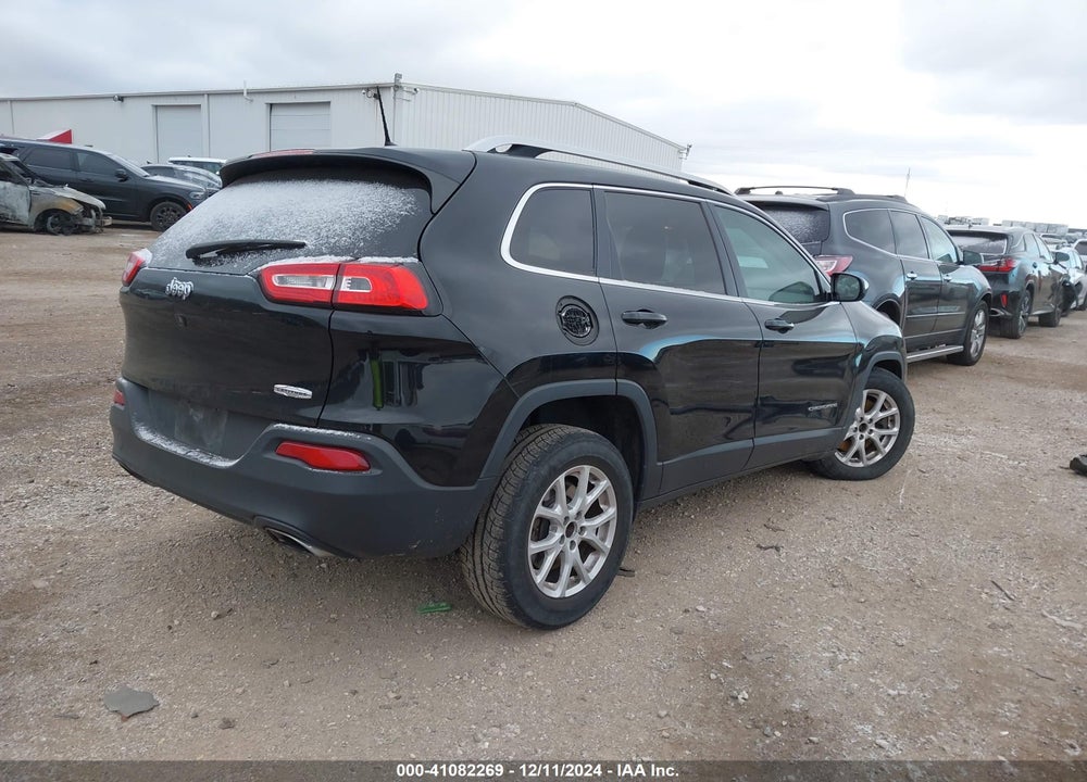 2017 JEEP CHEROKEE LATITUDE FWD VIN: 1C4PJLCSXHW517048