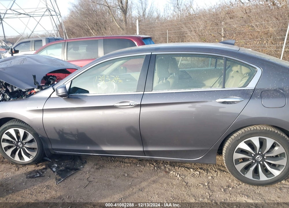 2017 HONDA ACCORD HYBRID EX-L VIN: JHMCR6F5XHC002260