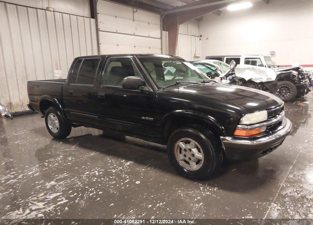 2002 CHEVROLET S-10 LS VIN: 1GCDT13W82K144871