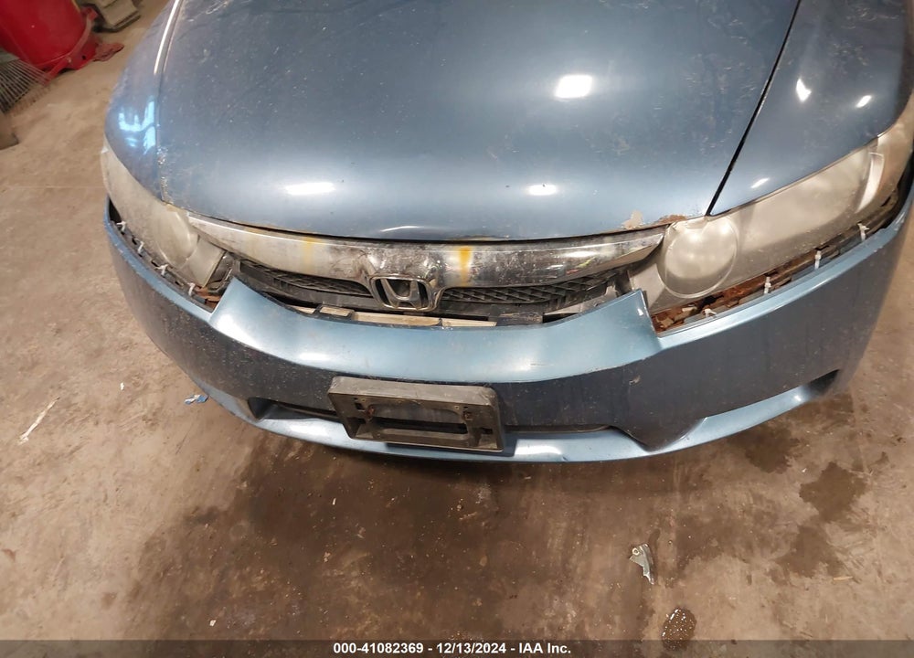 2009 HONDA CIVIC LX VIN: 2HGFA16509H327895