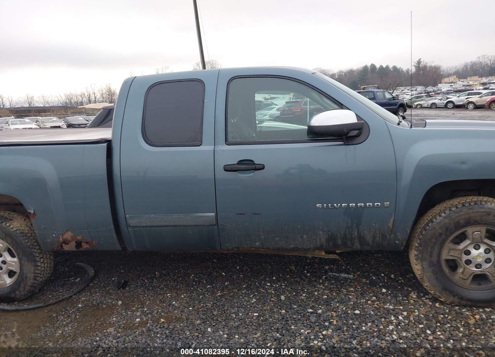 2007 CHEVROLET SILVERADO 1500 LT1 VIN: 1GCEK19017Z500814