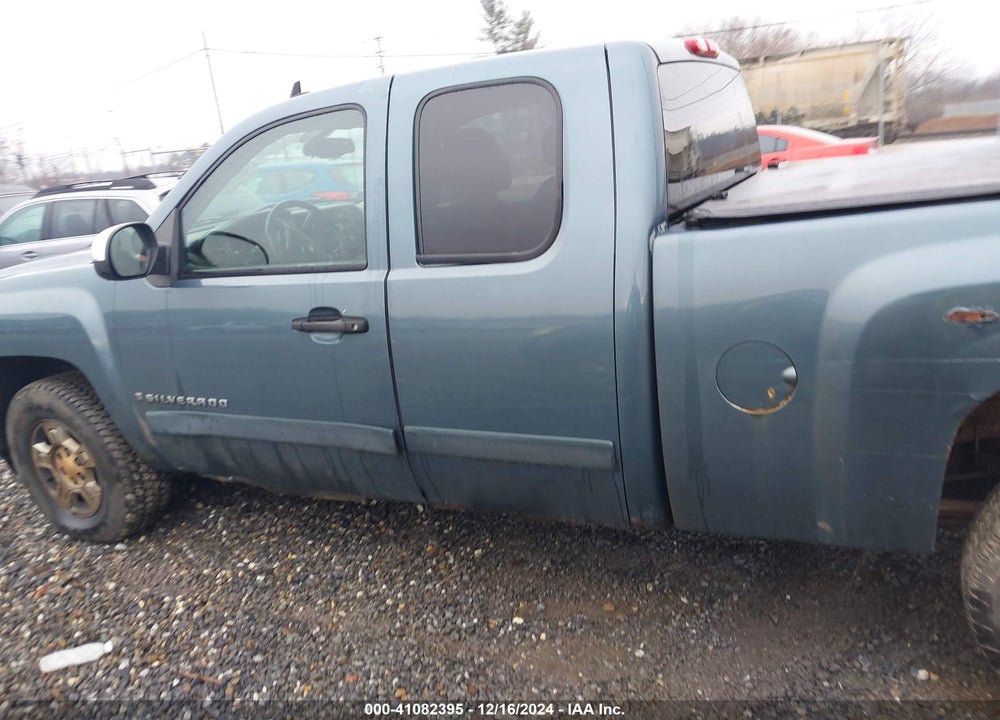 2007 CHEVROLET SILVERADO 1500 LT1 VIN: 1GCEK19017Z500814