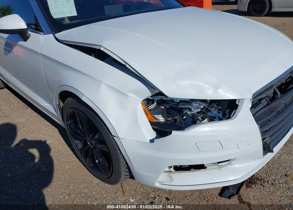 2015 AUDI A3 VIN: WAU3FLFF7F1105207