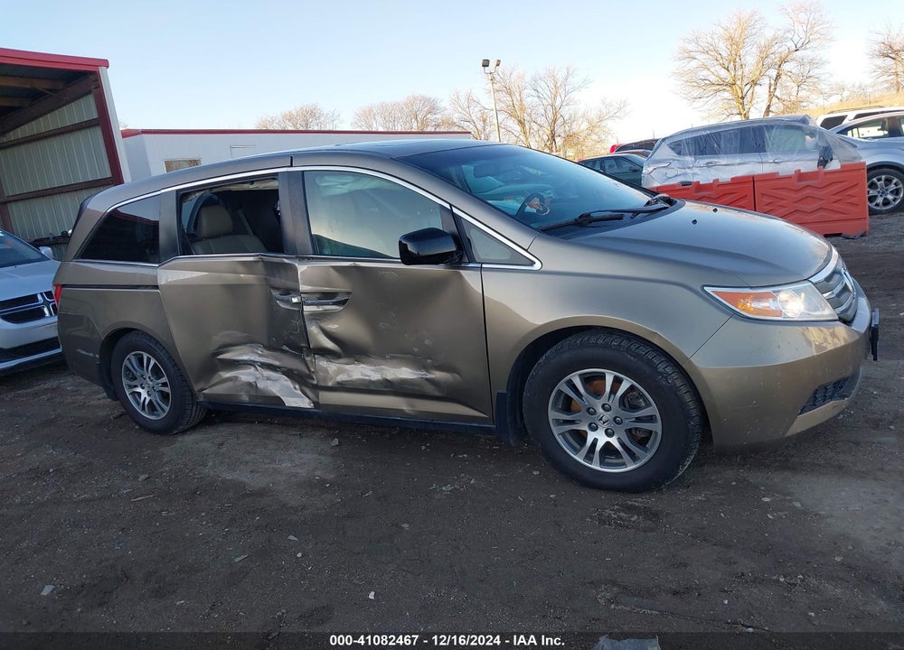 2011 HONDA ODYSSEY EX-L VIN: 5FNRL5H69BB018201
