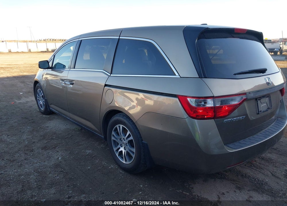 2011 HONDA ODYSSEY EX-L VIN: 5FNRL5H69BB018201
