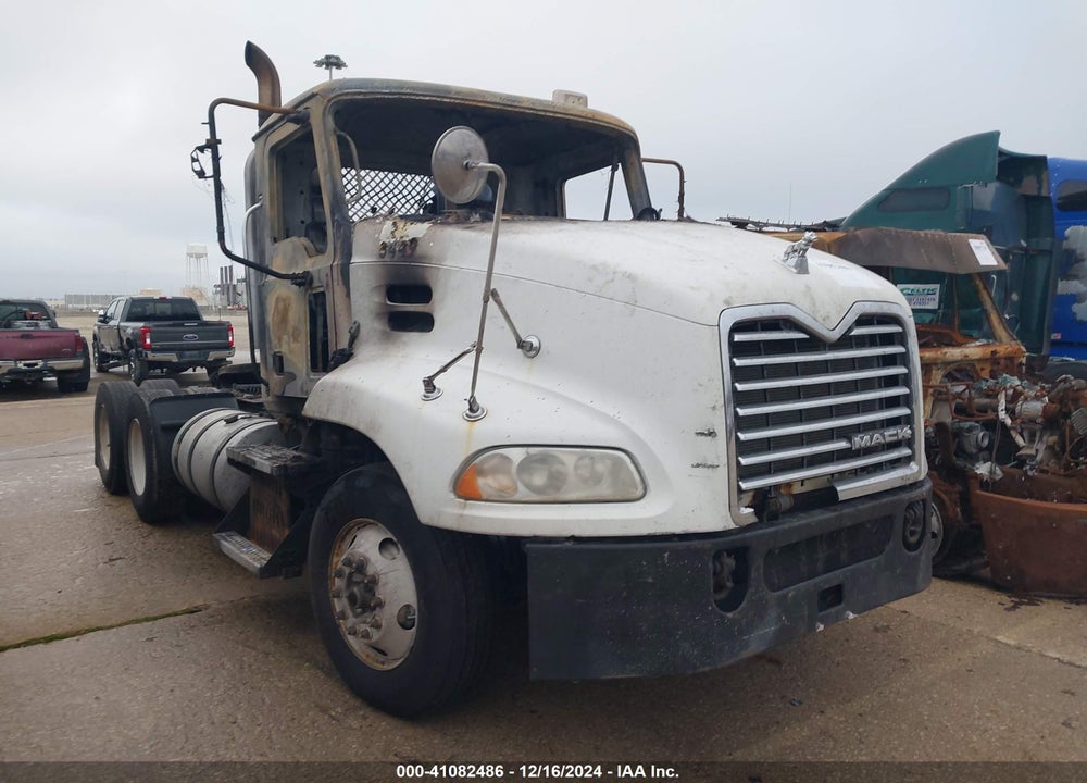 2009 MACK CXU613 CXU600 VIN: 1M1AW07Y29N006302