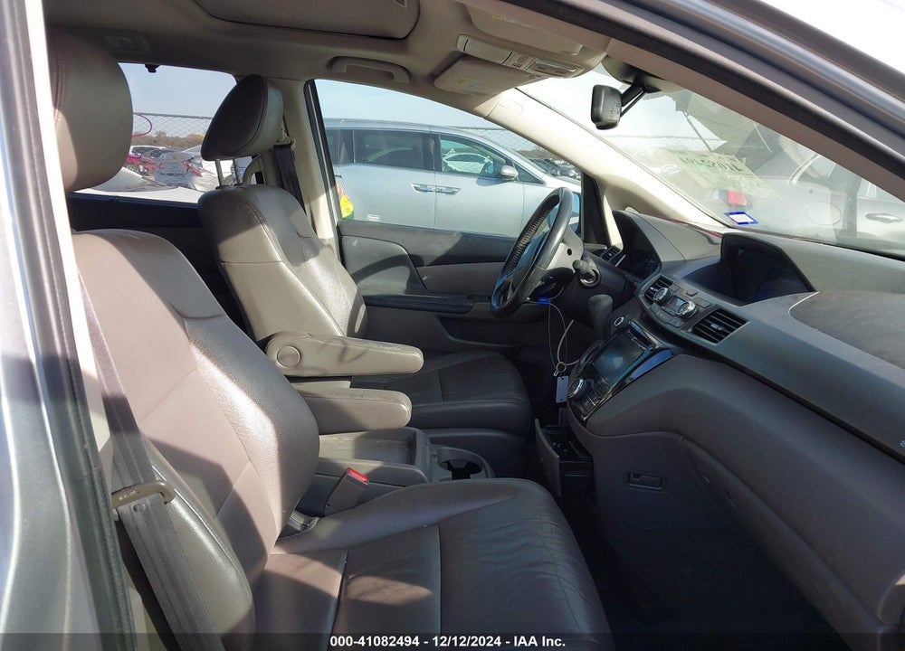 2016 HONDA ODYSSEY VIN: 5FNRL5H61GB155382